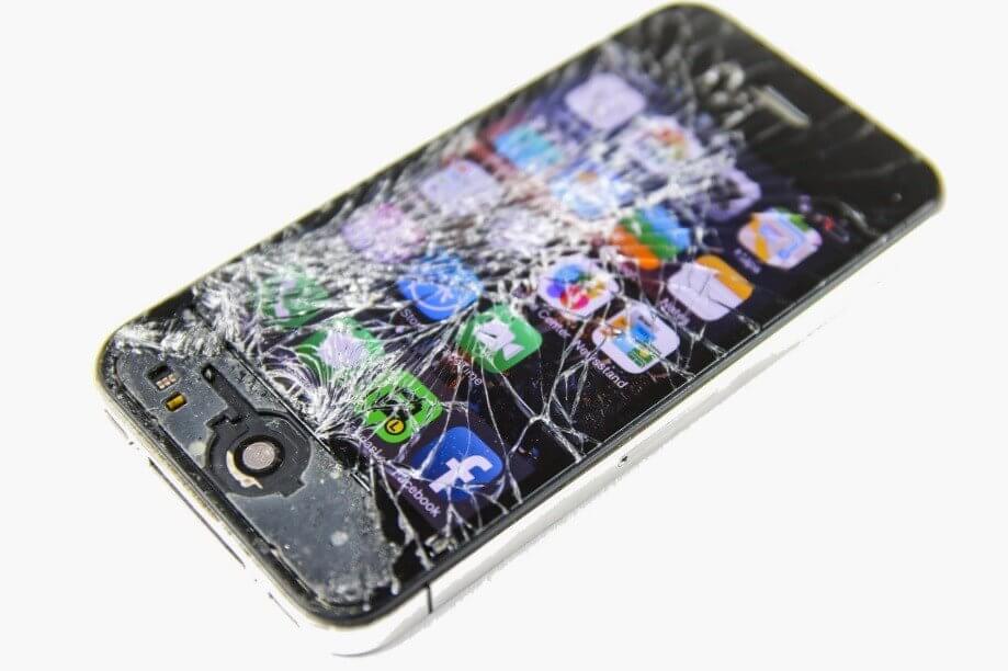 iphone repair broken display in toronto 001a
