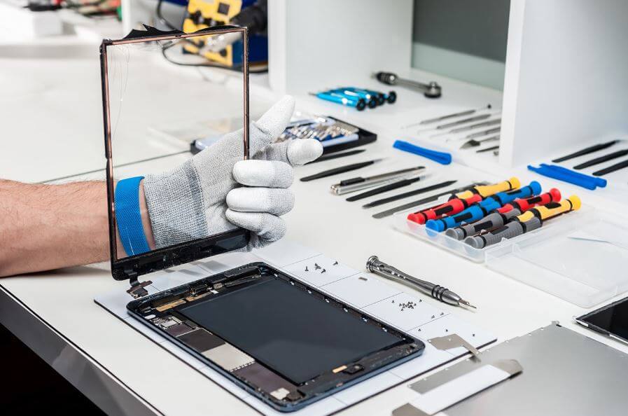 Tablet Repair Technicians